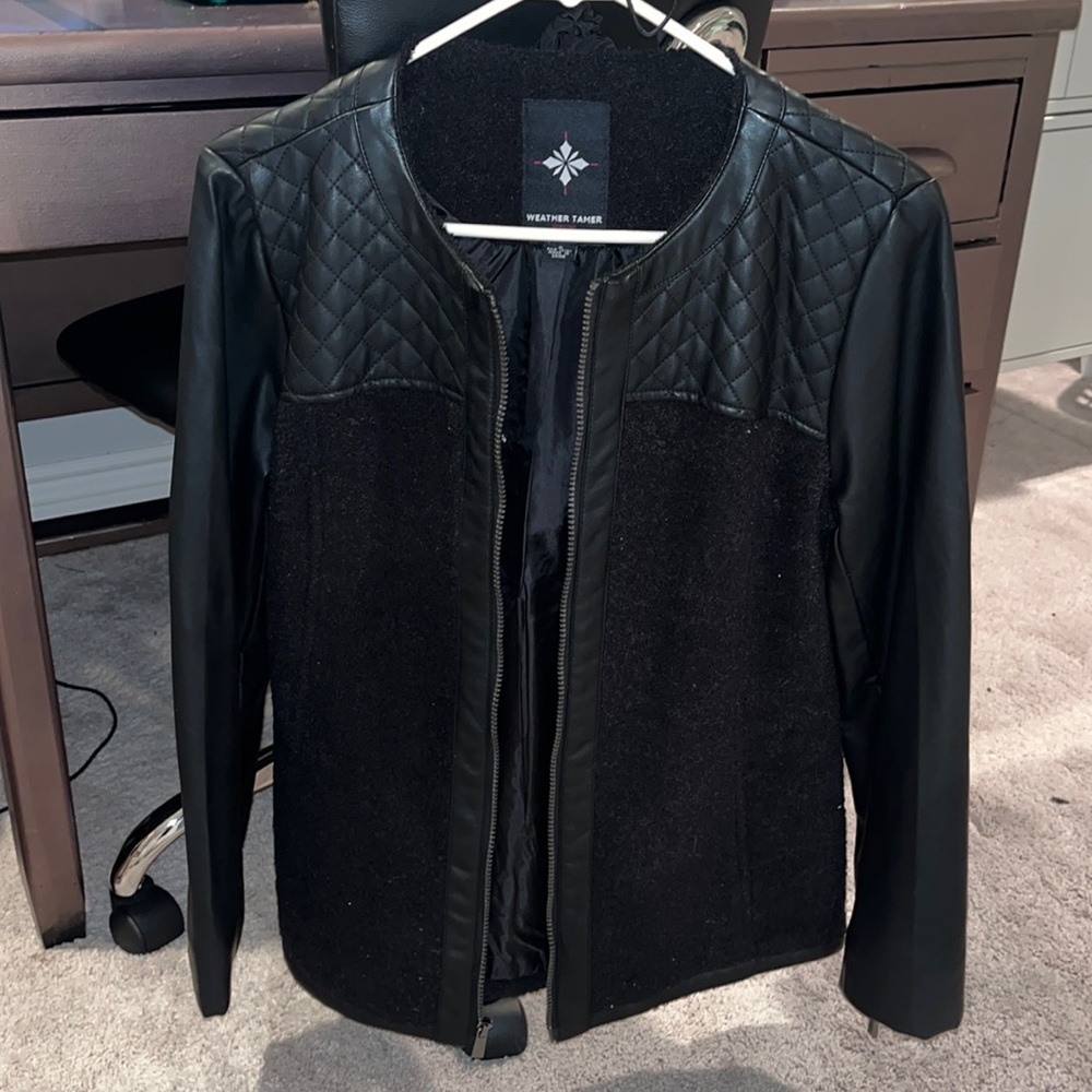 Black Weather Tamer mixed material jacket